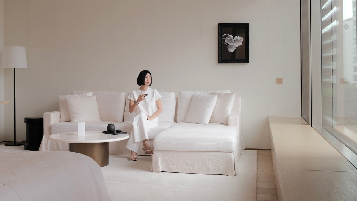 Hertape Issue 01: in Singapore with Kharis Journal